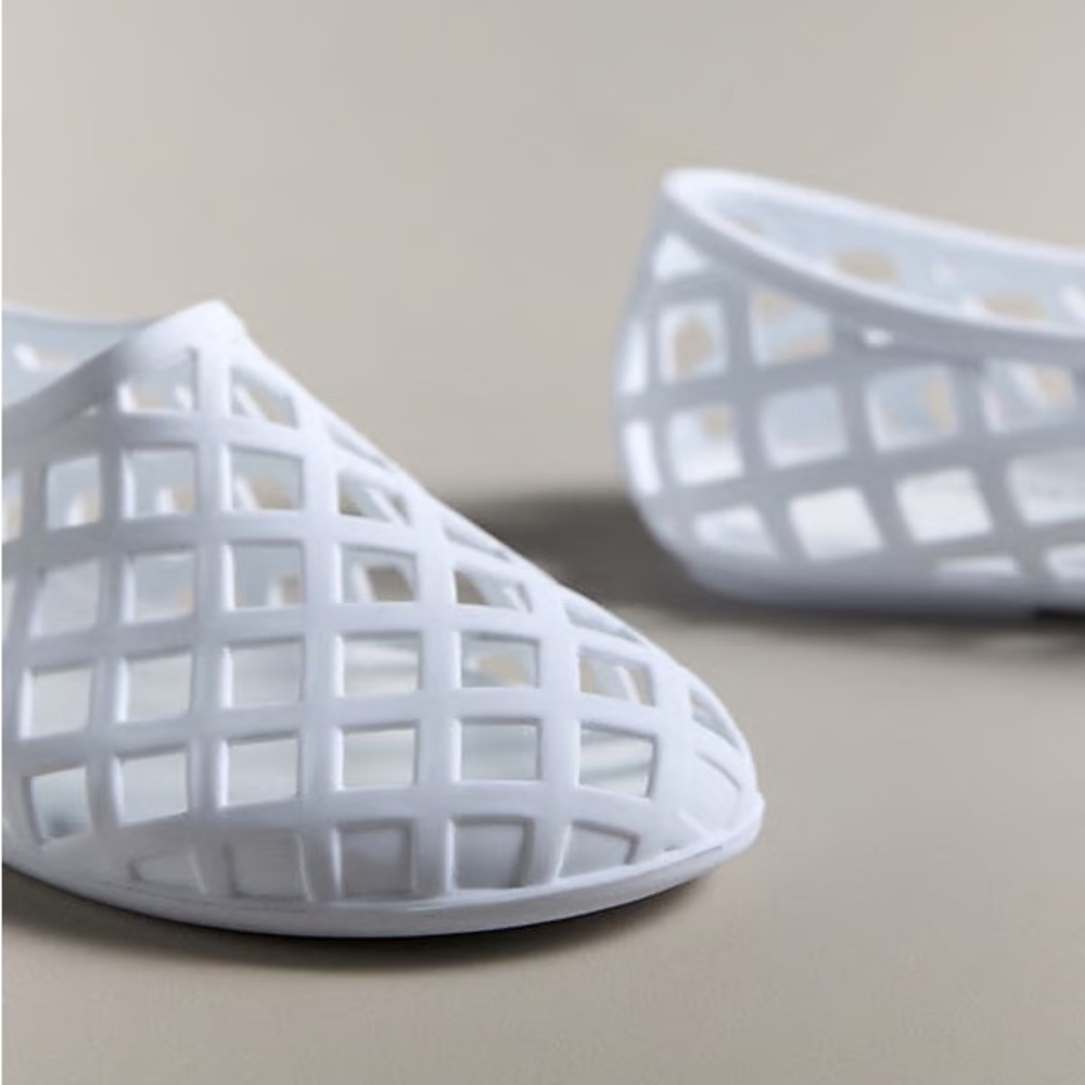 NWT Jeffrey Campbell Jellz Matte Jelly Slip On Flats Sz 8 ( no original box) - Picture 2 of 9